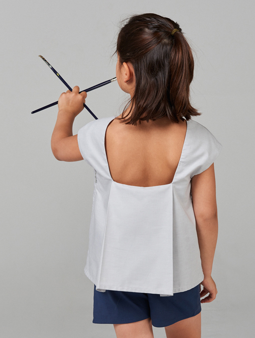                                                                                                                       Pale Burgundy blouse with pleated back 